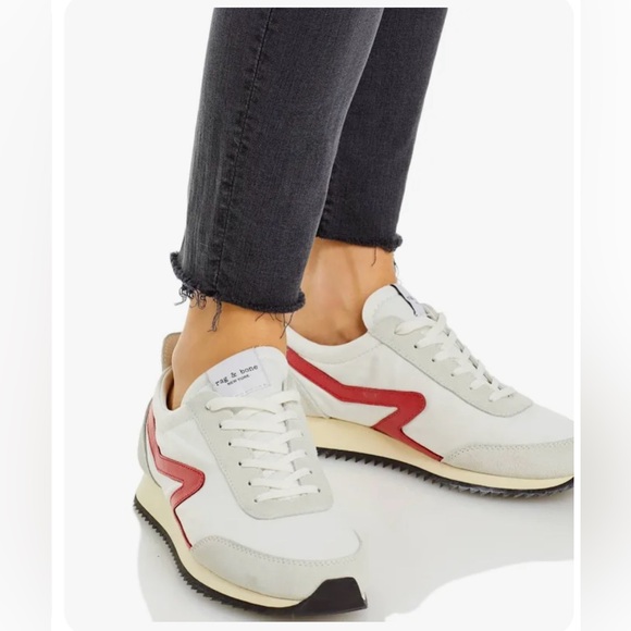 MOTHER Sz 24 High Waisted Looker Ankle Fray in Lighting Up Lantern Black Denim - Picture 4 of 12